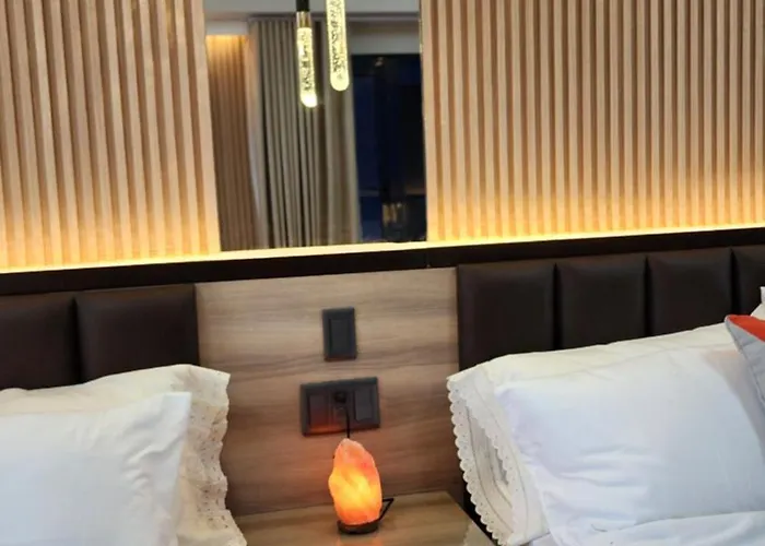 Apartment Air Fantasy Sophisticated Chic Family Living 300 Mbps Fast Manila