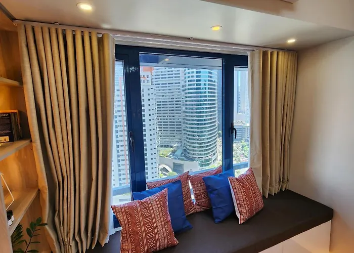 Apartment Air Fantasy Sophisticated Chic Family Living 300 Mbps Fast