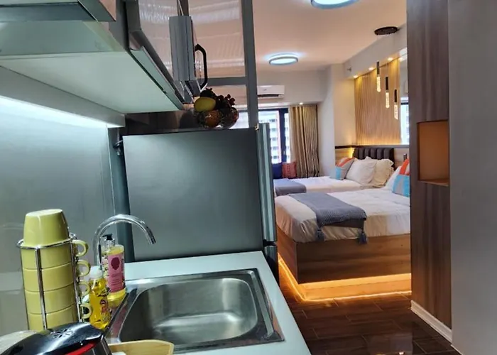 Apartment Air Fantasy Sophisticated Chic Family Living 300 Mbps Fast