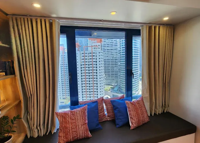 Air Fantasy Sophisticated Chic Family Living 300 Mbps Fast *