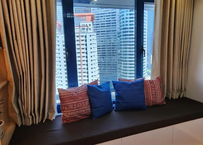 Air Fantasy Sophisticated Chic Family Living 300 Mbps Fast *