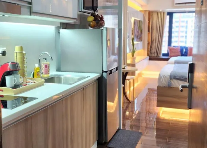 Apartment Air Fantasy Sophisticated Chic Family Living 300 Mbps Fast