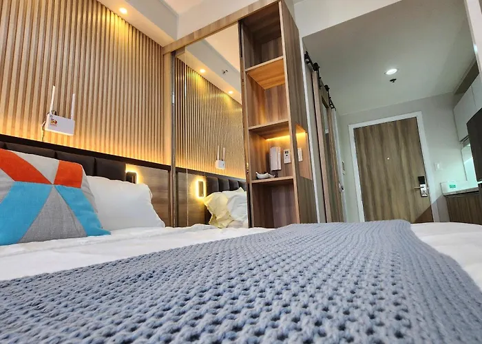 Air Fantasy Sophisticated Chic Family Living 300 Mbps Fast * Manila